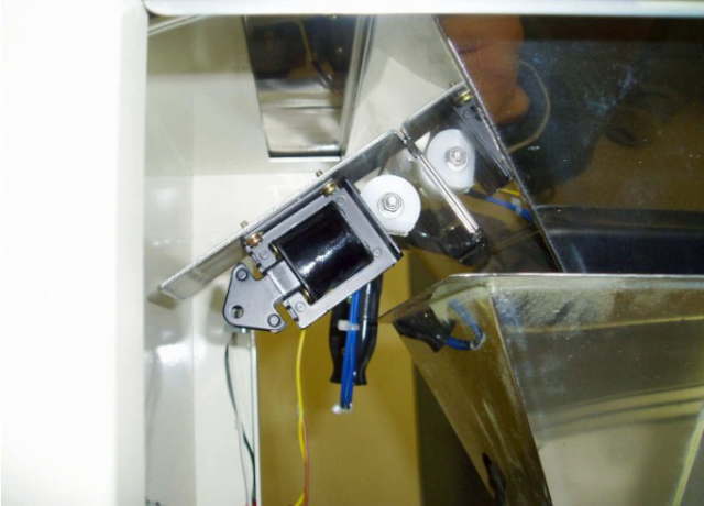 内部タンクタタキ装置