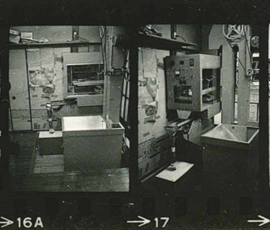 昭和45年自動計量機とロータリー包装機写真